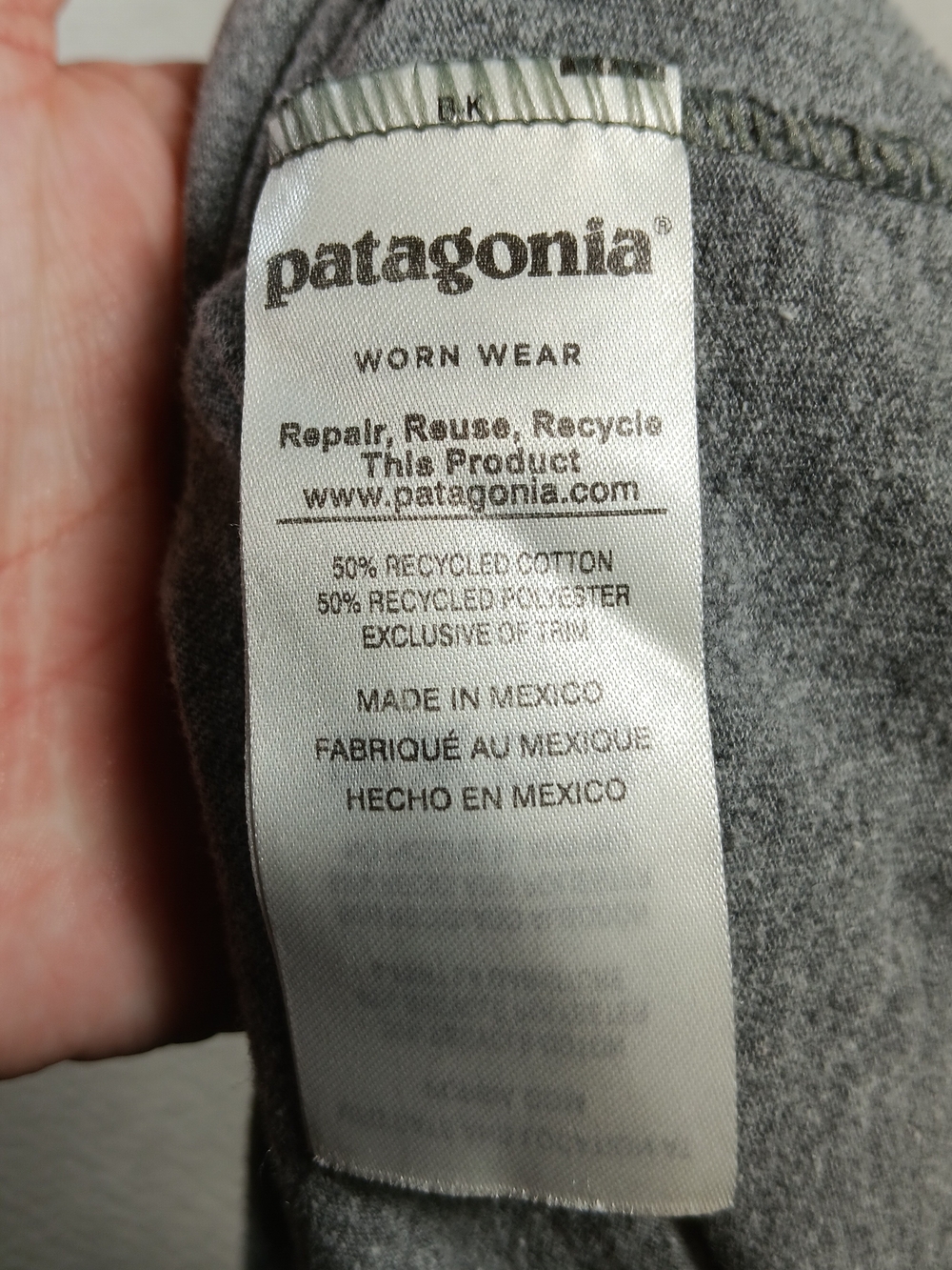 Patagonia Shirt Mens XL Gray P-6 Logo Responsibili-Tee Tank Top Sleeveless - Picture 3 of 12